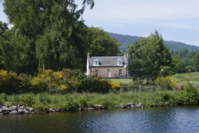 Dunaincroy Farmhouse